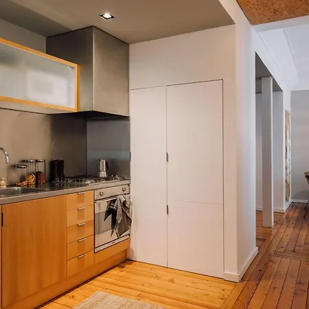 Sumba - 2 Bedrooms And Balcony In Santo Antonio * リスボン