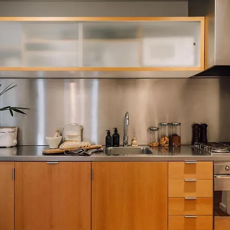 Sumba - 2 Bedrooms And Balcony In Santo Antonio Apartament *