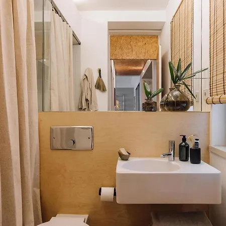 Sumba - 2 Bedrooms And Balcony In Santo Antonio شقة
